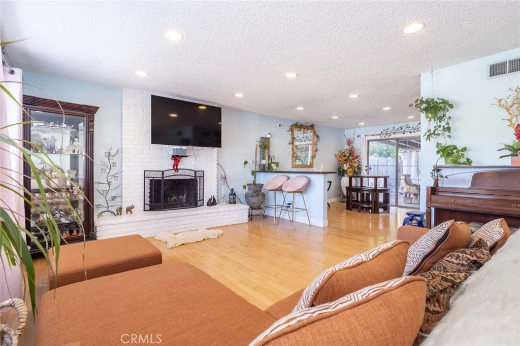 Additional image 33 of 10454 Alabama Ave, Chatsworth, CA 91311