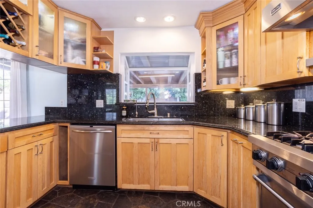 Additional image 41 of 10454 Alabama Ave, Chatsworth, CA 91311