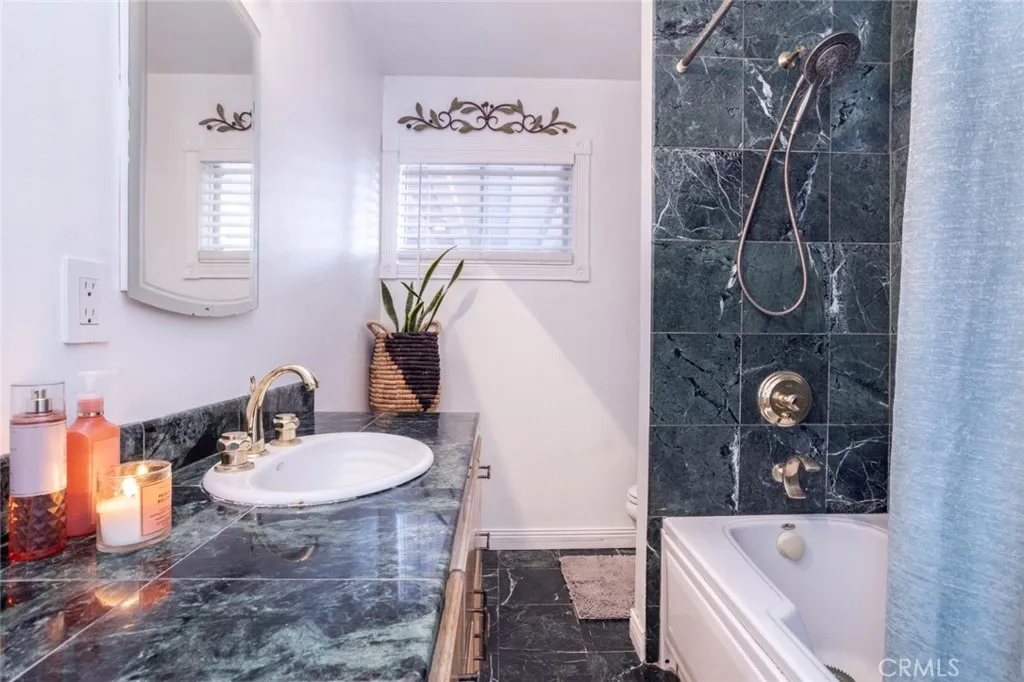 Additional image 16 of 10454 Alabama Ave, Chatsworth, CA 91311