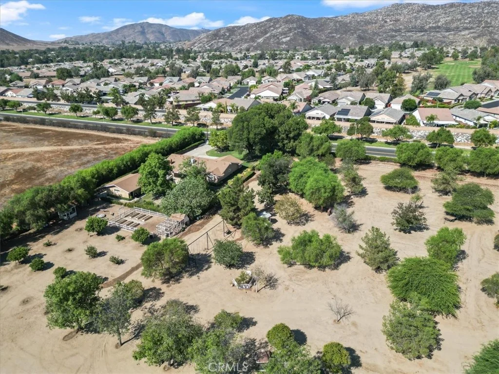 25210 California Ave, Hemet, CA 92545