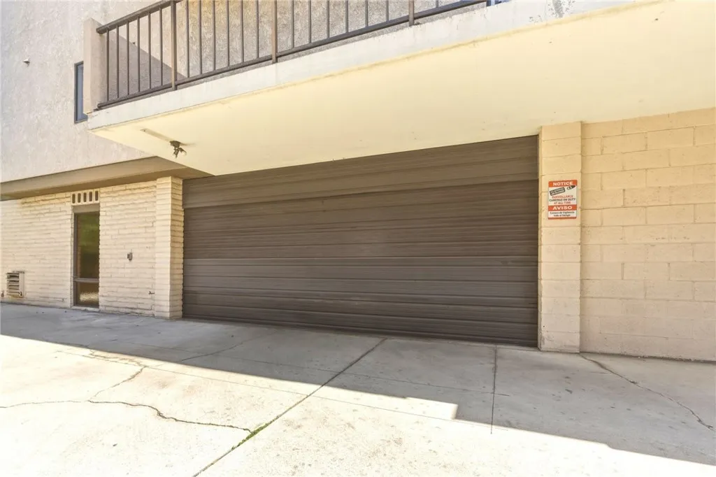 Additional image 24 of 605 Redondo Ave Unit 304, Long Beach, CA 90814