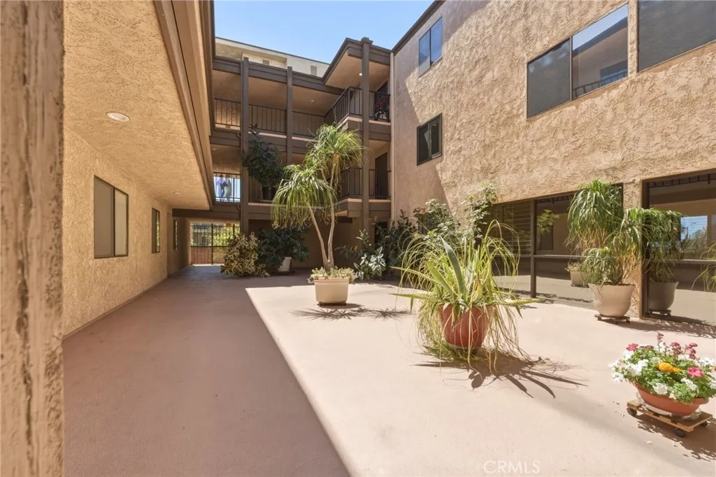 Additional image 48 of 605 Redondo Ave Unit 304, Long Beach, CA 90814