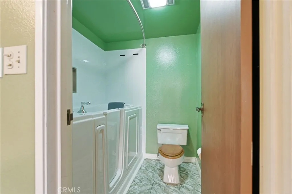 Additional image 45 of 605 Redondo Ave Unit 304, Long Beach, CA 90814