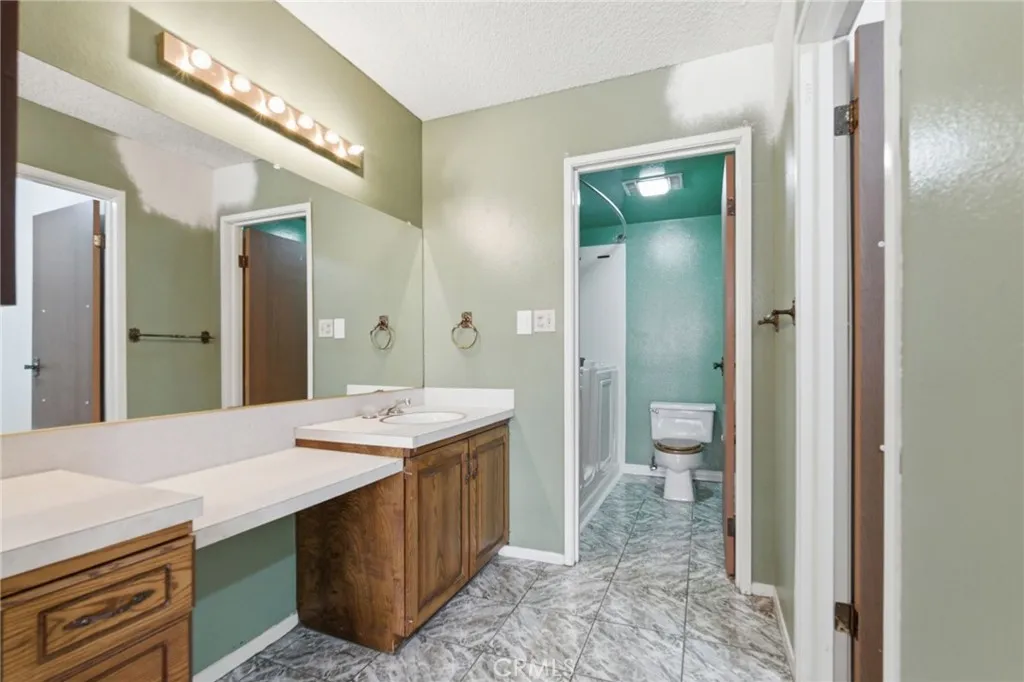 Additional image 16 of 605 Redondo Ave Unit 304, Long Beach, CA 90814