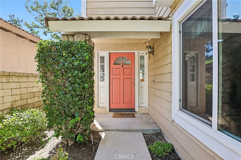 1215 Holt Dr, Placentia, CA 92870 photo 4