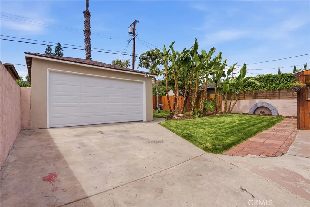 Additional image 34 of 1829 S Fairfax Avenue, Los Angeles, CA 90019