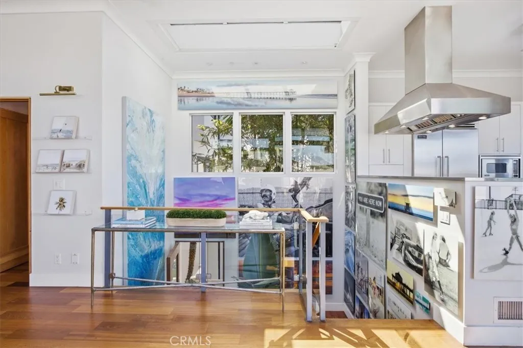 Additional image 8 of 1211 Bayview Dr, Manhattan Beach, CA 90266