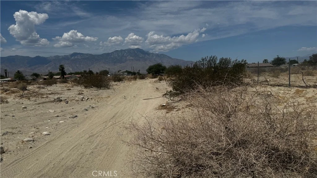 El Centro Way, Thousand Palms, CA 92276 photo 4