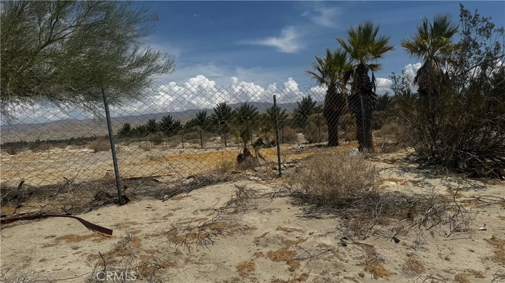 El Centro Way, Thousand Palms, CA 92276 photo 2