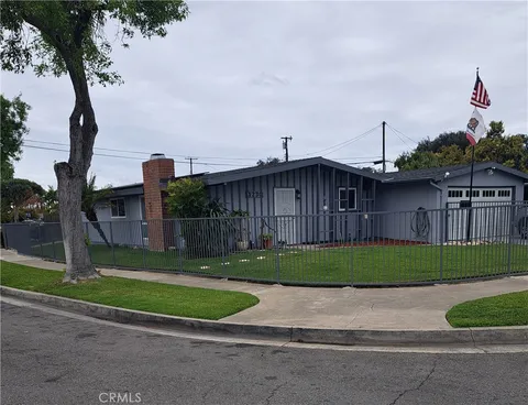 1230 Kilson Drive, Santa Ana, CA 92707 - MLS#: OC25085764