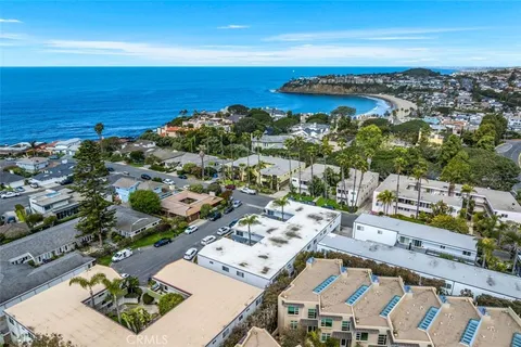 1594 Via Capri Unit 10, Laguna Beach, CA MLS: NP25075473