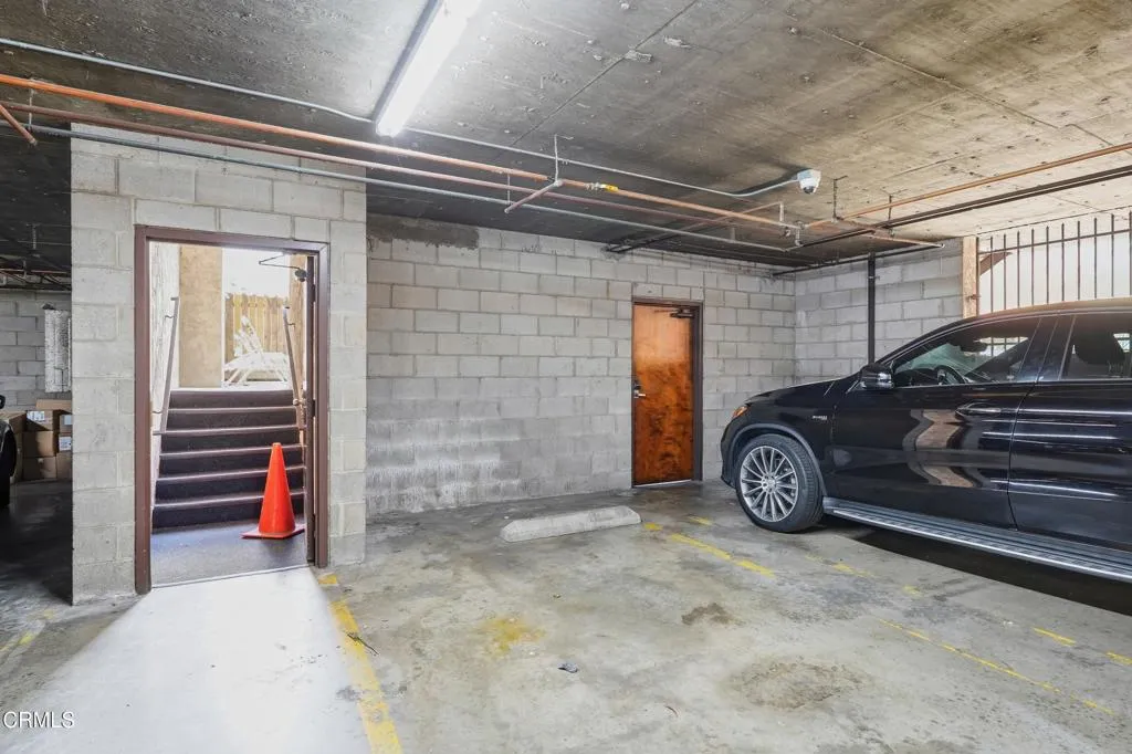 Additional image 10 of 12321 Riverside Drive Unit 105, Los Angeles, CA 91607