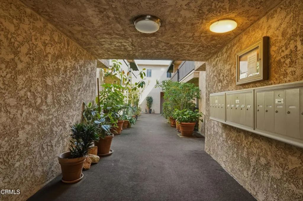 Additional image 19 of 12321 Riverside Drive Unit 105, Los Angeles, CA 91607