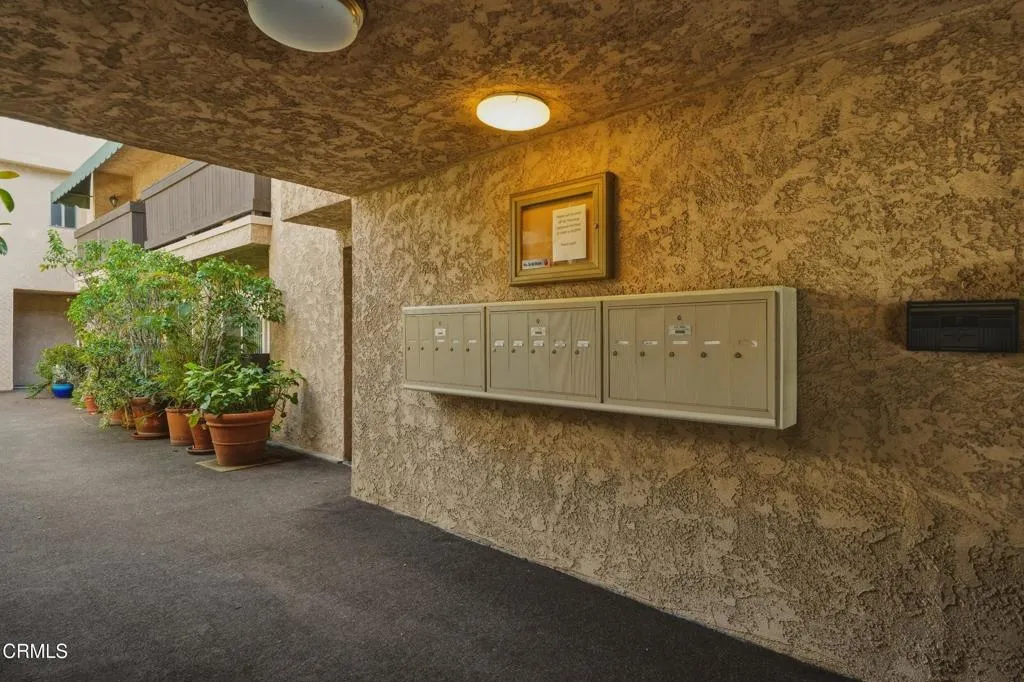 Additional image 6 of 12321 Riverside Drive Unit 105, Los Angeles, CA 91607