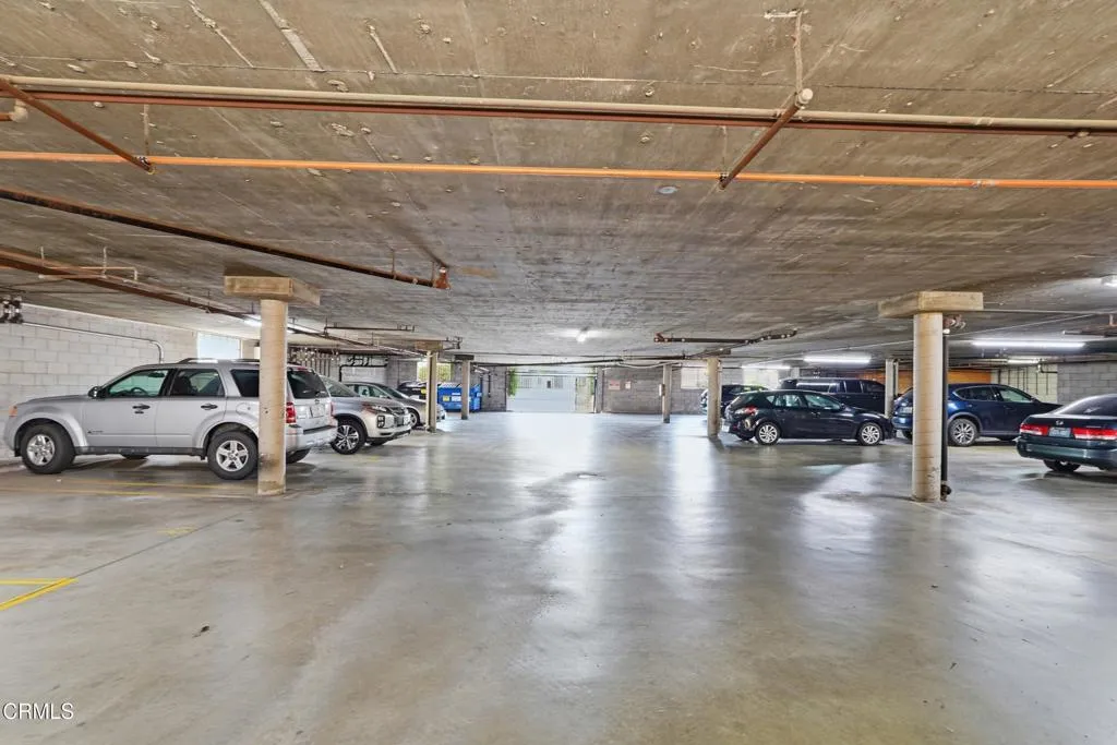 Additional image 25 of 12321 Riverside Drive Unit 105, Los Angeles, CA 91607