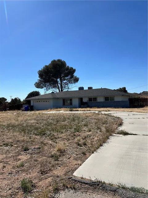 14376 Flathead Road, Apple Valley, CA MLS: CV25105104