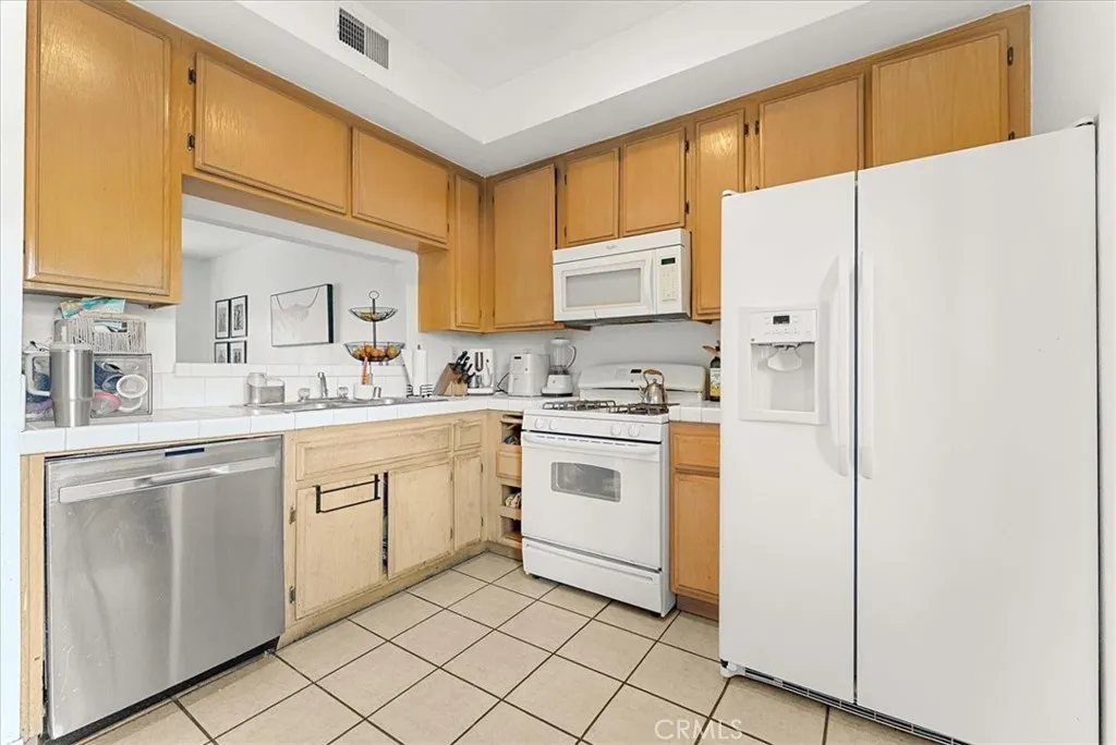Additional image 35 of 926 W Philadelphia St Unit 57, Ontario, CA 91762