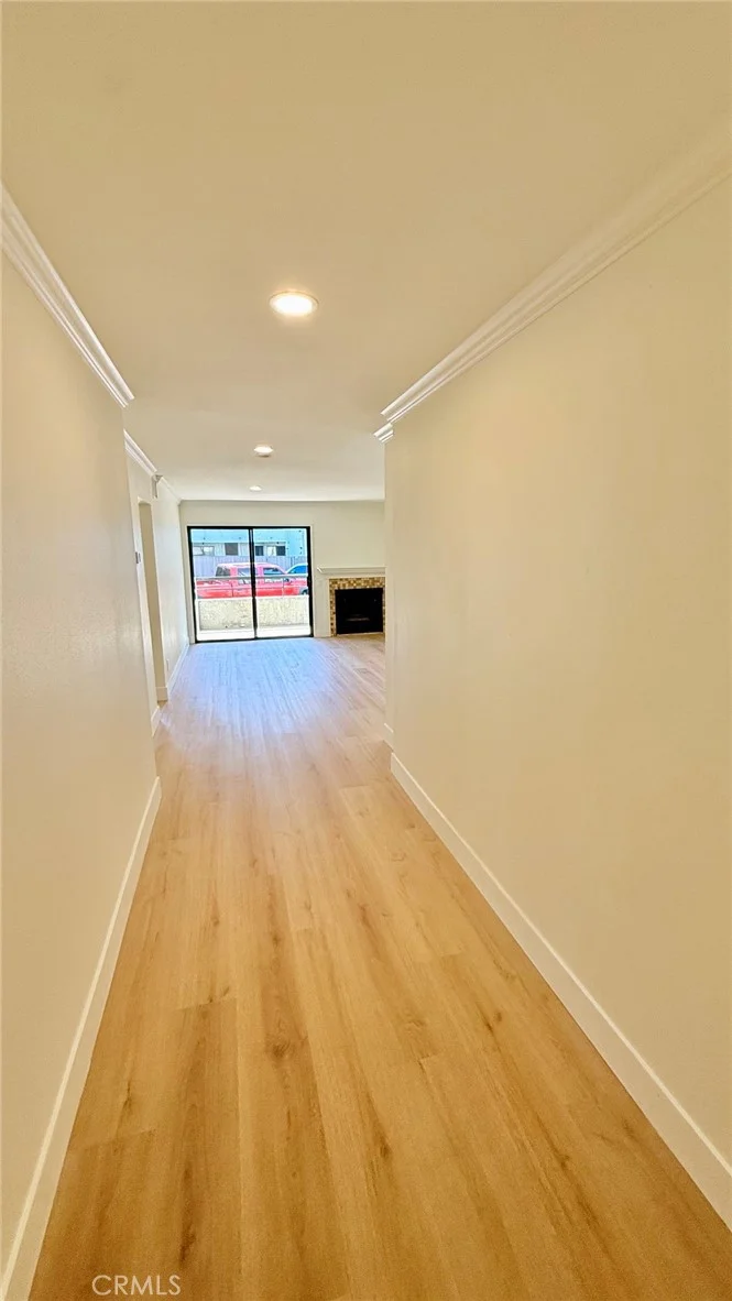 225 N Rose Street Unit 104, Burbank, CA 91505