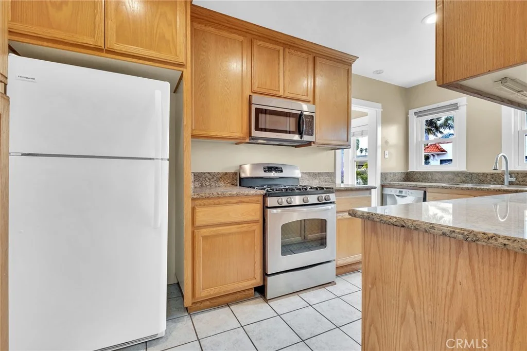 Additional image 62 of 221 Belmont Ave, Long Beach, CA 90803
