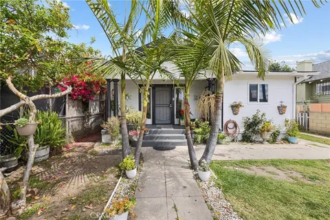 1123 W 56th Street, Los Angeles, CA MLS: SR25109936