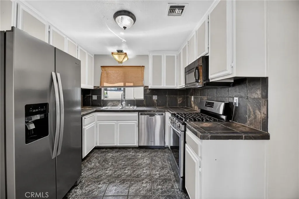 Additional image 78 of 7526 Jerez Court Unit 4, Carlsbad, CA 92009