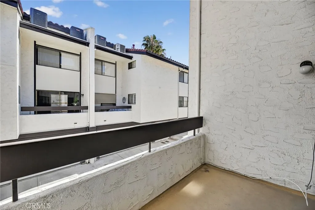 Additional image 100 of 7526 Jerez Court Unit 4, Carlsbad, CA 92009