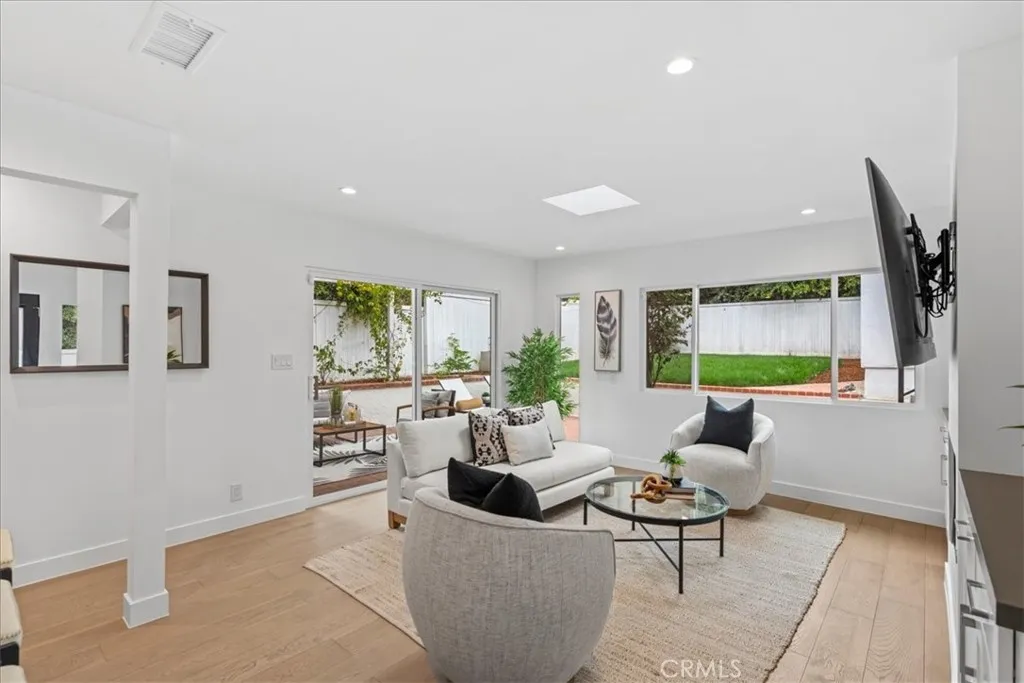 Additional image 14 of 1320 Thayer Ave, Los Angeles, CA 90024