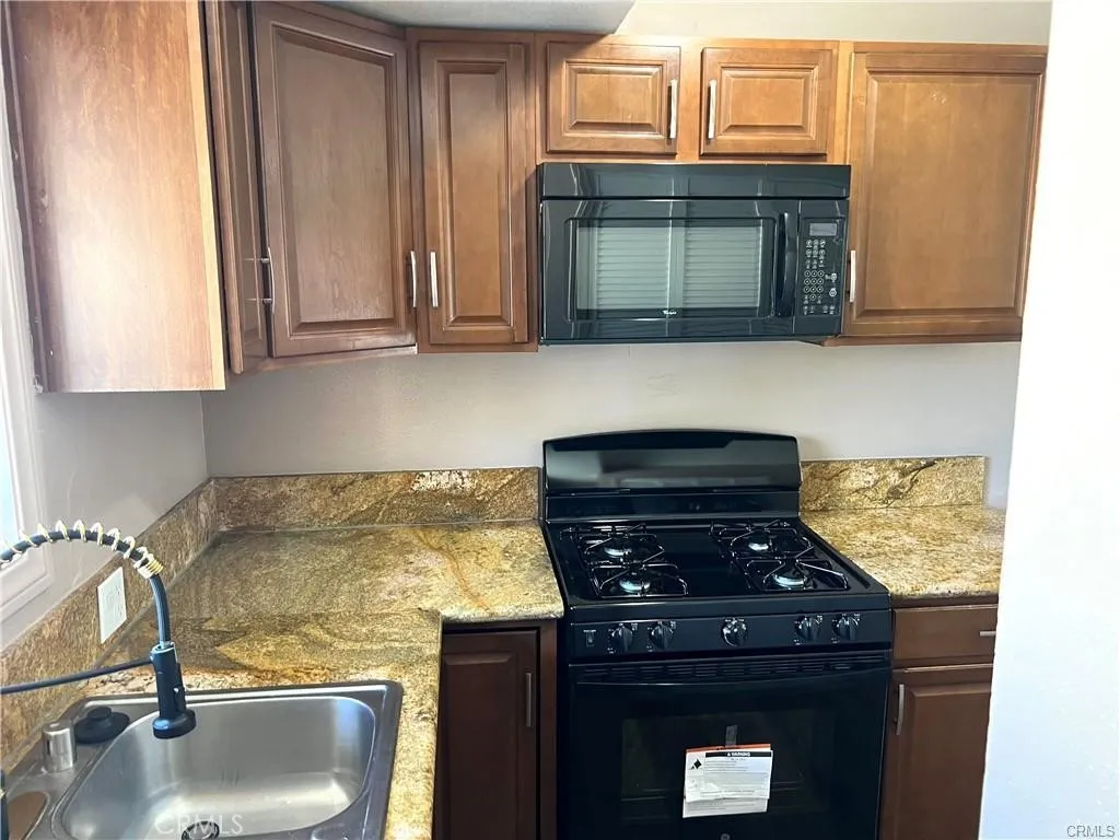 Additional image 4 of 10264 Mull Ave, Riverside, CA 92503