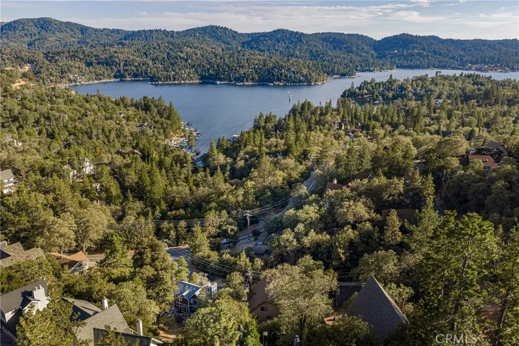 28824 Zion Drive, Lake Arrowhead, CA 92352
