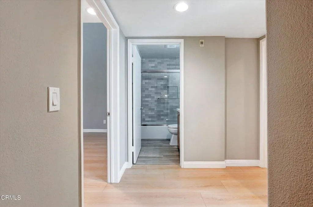 Additional image 63 of 719 E Tujunga Ave Unit B, Burbank, CA 91501