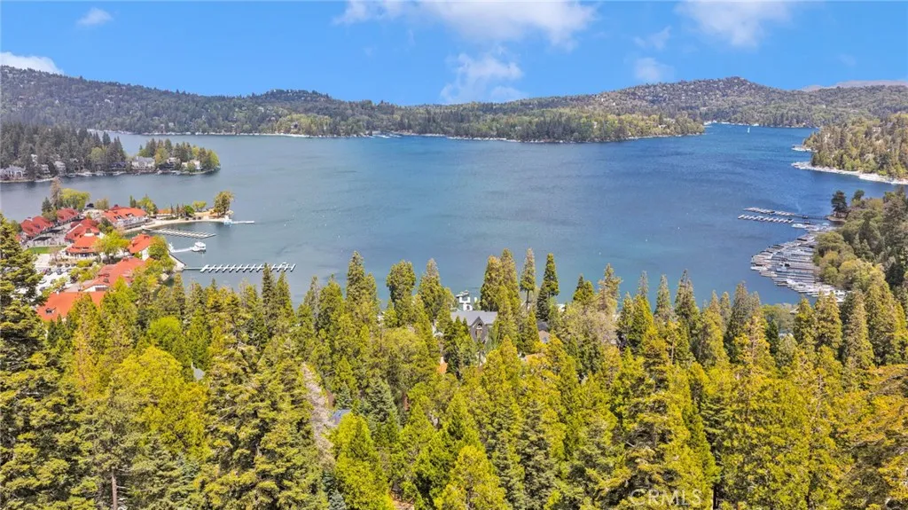 Additional image 40 of 325 Mittry, Lake Arrowhead, CA 92352