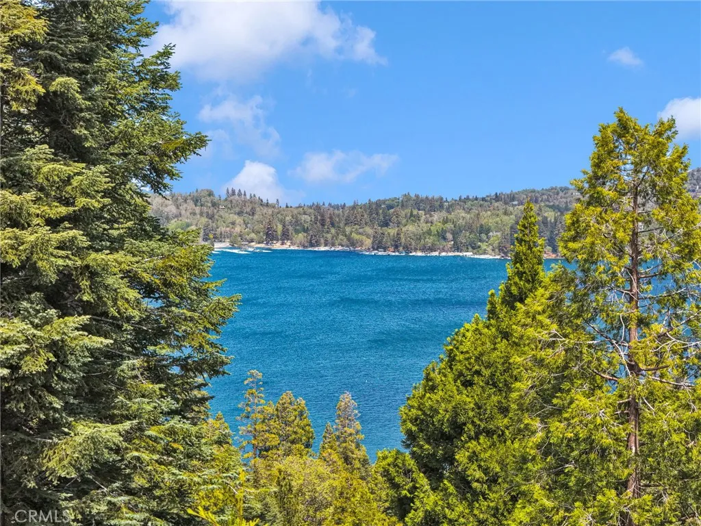 Additional image 24 of 325 Mittry, Lake Arrowhead, CA 92352