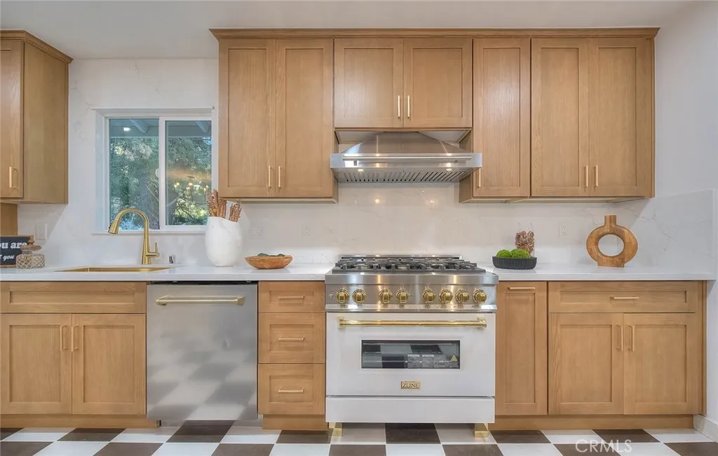 Additional image 20 of 4040 Lehman Rd, La Crescenta, CA 91214