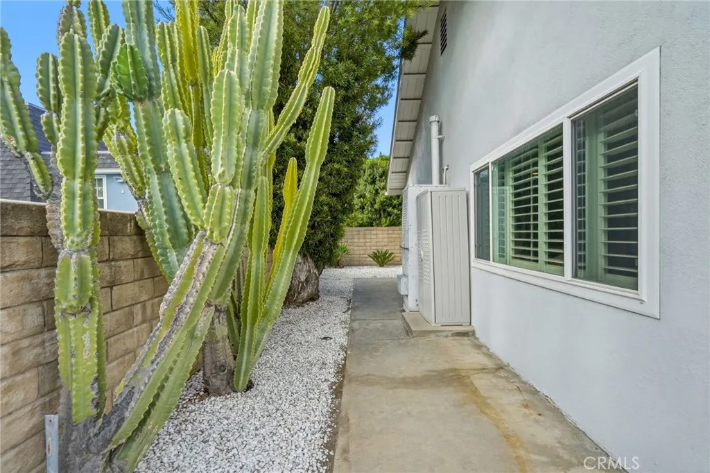 Additional image 91 of 19816 Septo Street, Chatsworth, CA 91311