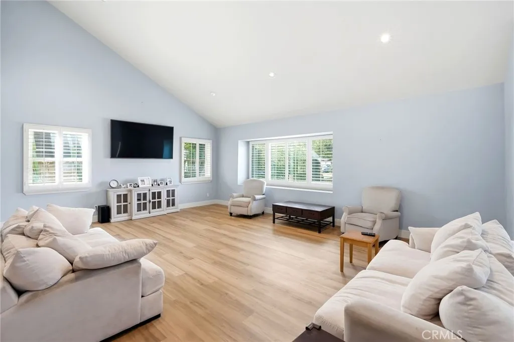Additional image 5 of 19816 Septo Street, Chatsworth, CA 91311