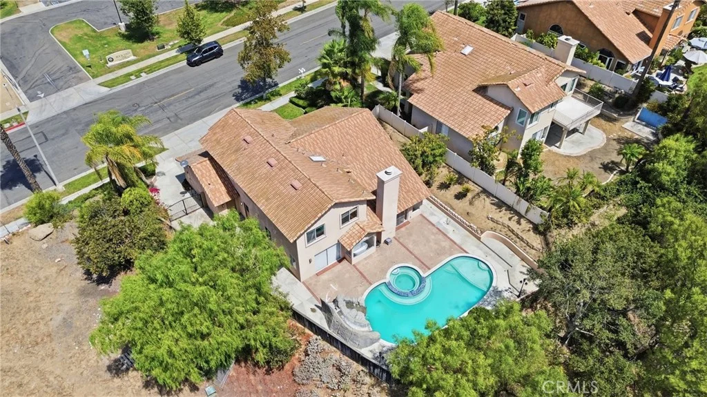 2482 Steven Drive, Corona, CA 92879