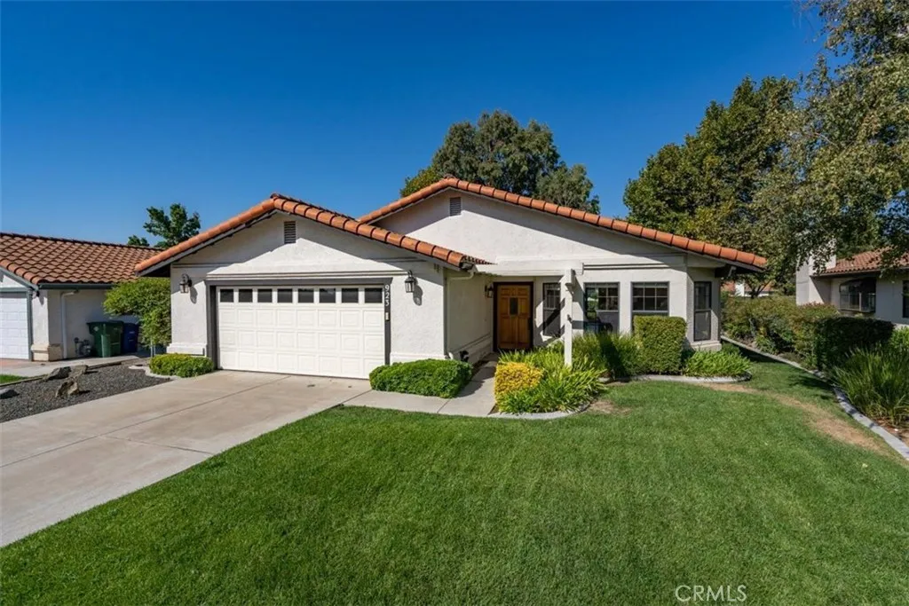923 Inverness Drive, Paso Robles, CA 93446
