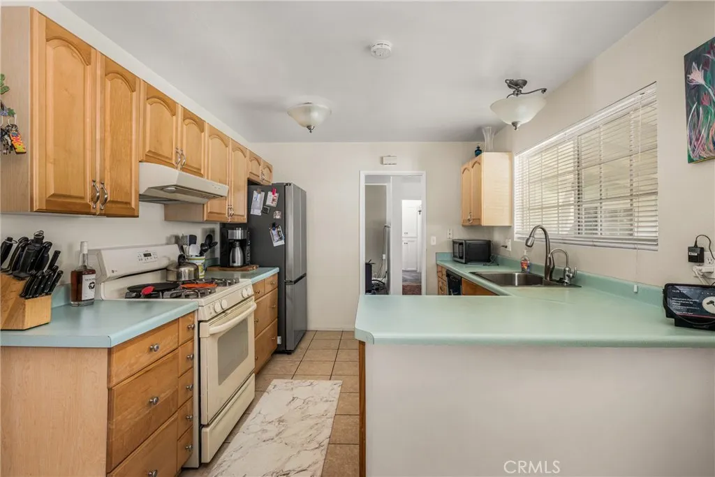 Additional image 14 of 2608 W Palais Rd, Anaheim, CA 92804