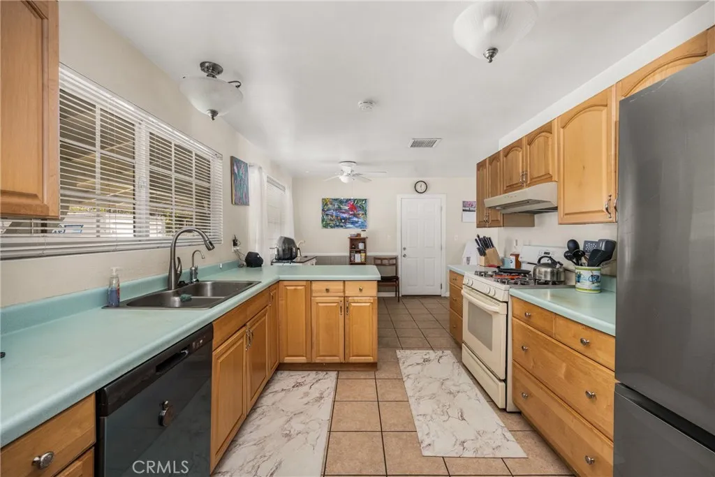 Additional image 45 of 2608 W Palais Rd, Anaheim, CA 92804