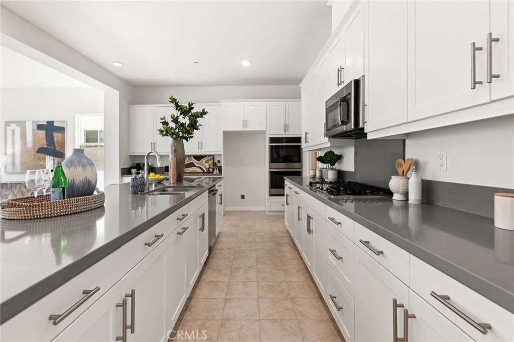 Additional image 74 of 2530 E Penelope Ln, Ontario, CA 91762