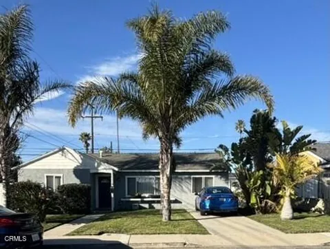 237 Lark Street, Oxnard, CA MLS: V1-28425