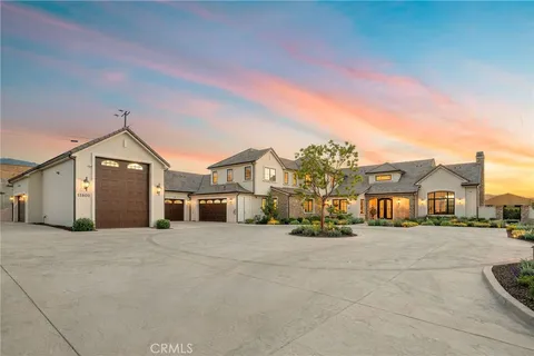 15800 Mandalay Rd, Canyon Country, CA MLS: SR25092180