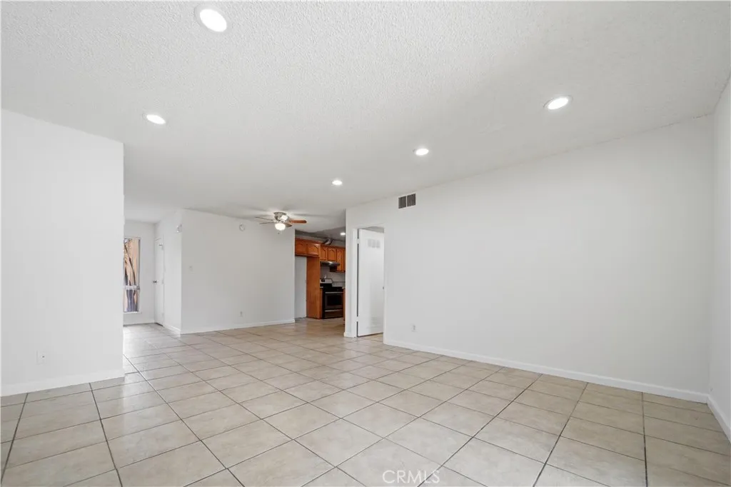Additional image 40 of 9201 Wakefield Avenue Unit 14, Panorama City, CA 91402