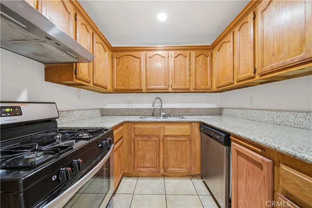 Additional image 7 of 9201 Wakefield Avenue Unit 14, Panorama City, CA 91402