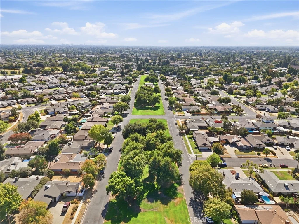 3985 N Tollhouse Road, Fresno, CA 93726