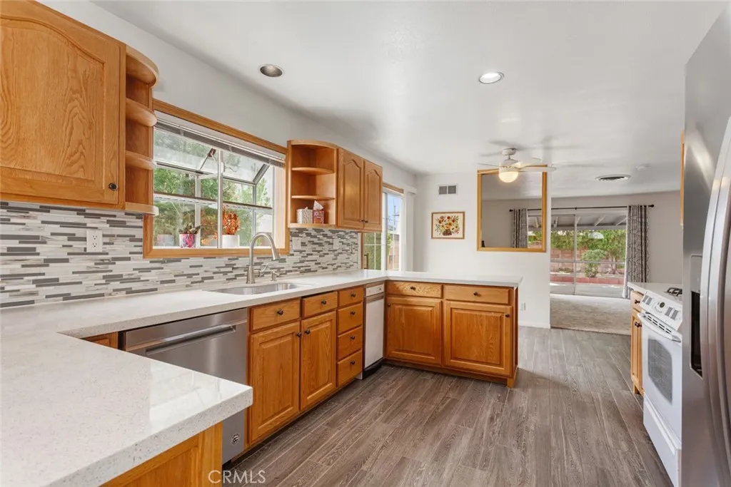 Additional image 11 of 27431 Arriola Avenue, Saugus, CA 91350