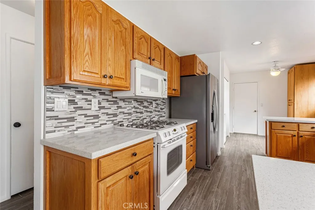 Additional image 38 of 27431 Arriola Avenue, Saugus, CA 91350