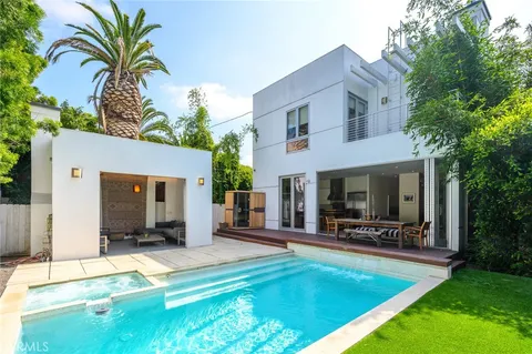 520 N Curson Avenue, Los Angeles, CA 90036 - MLS#: BB24214144