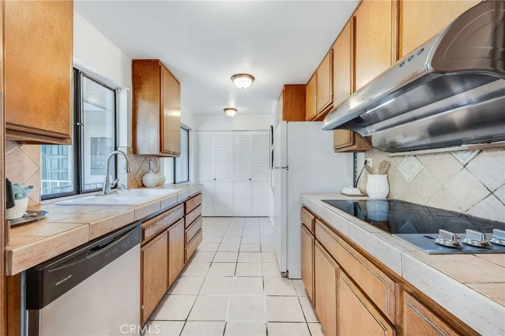 Additional image 49 of 4209 Via Arbolada Unit 234, Los Angeles, CA 90042