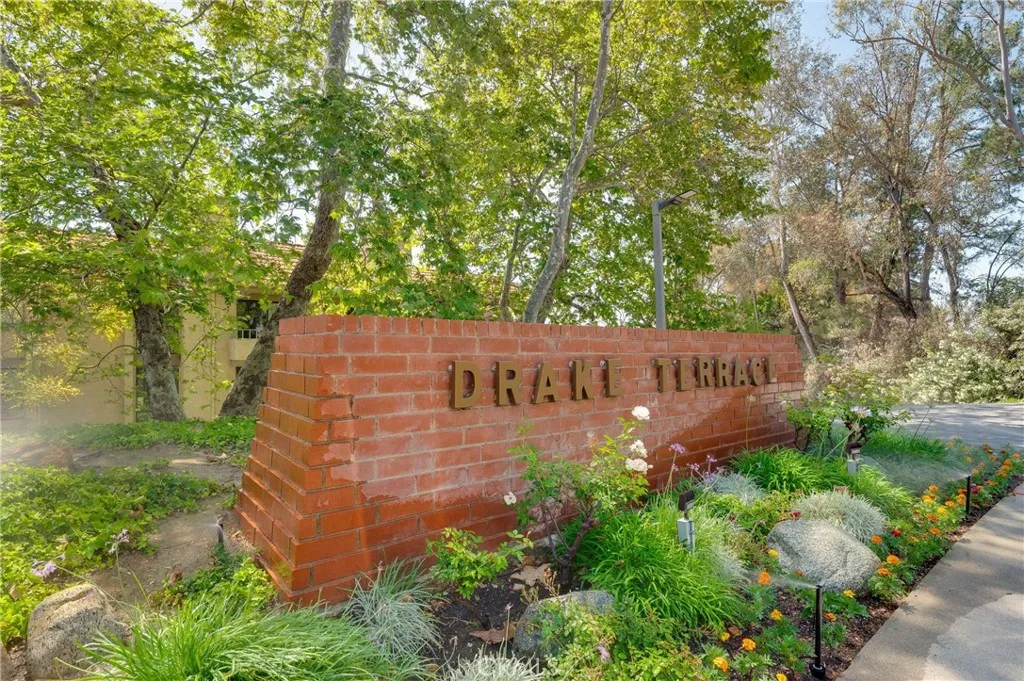 Additional image 84 of 4209 Via Arbolada Unit 234, Los Angeles, CA 90042